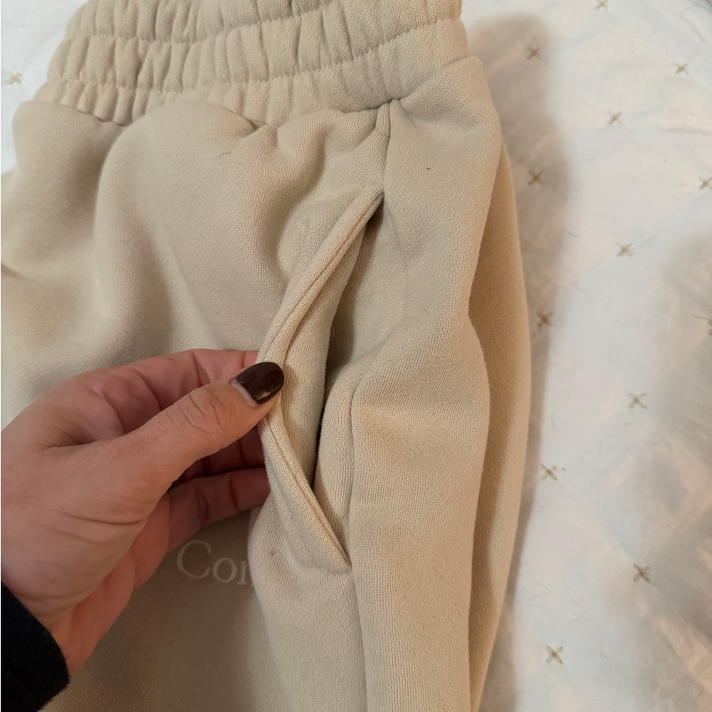 Women's Cream Sweatpants & Joggers Set - Picture 7 of 9